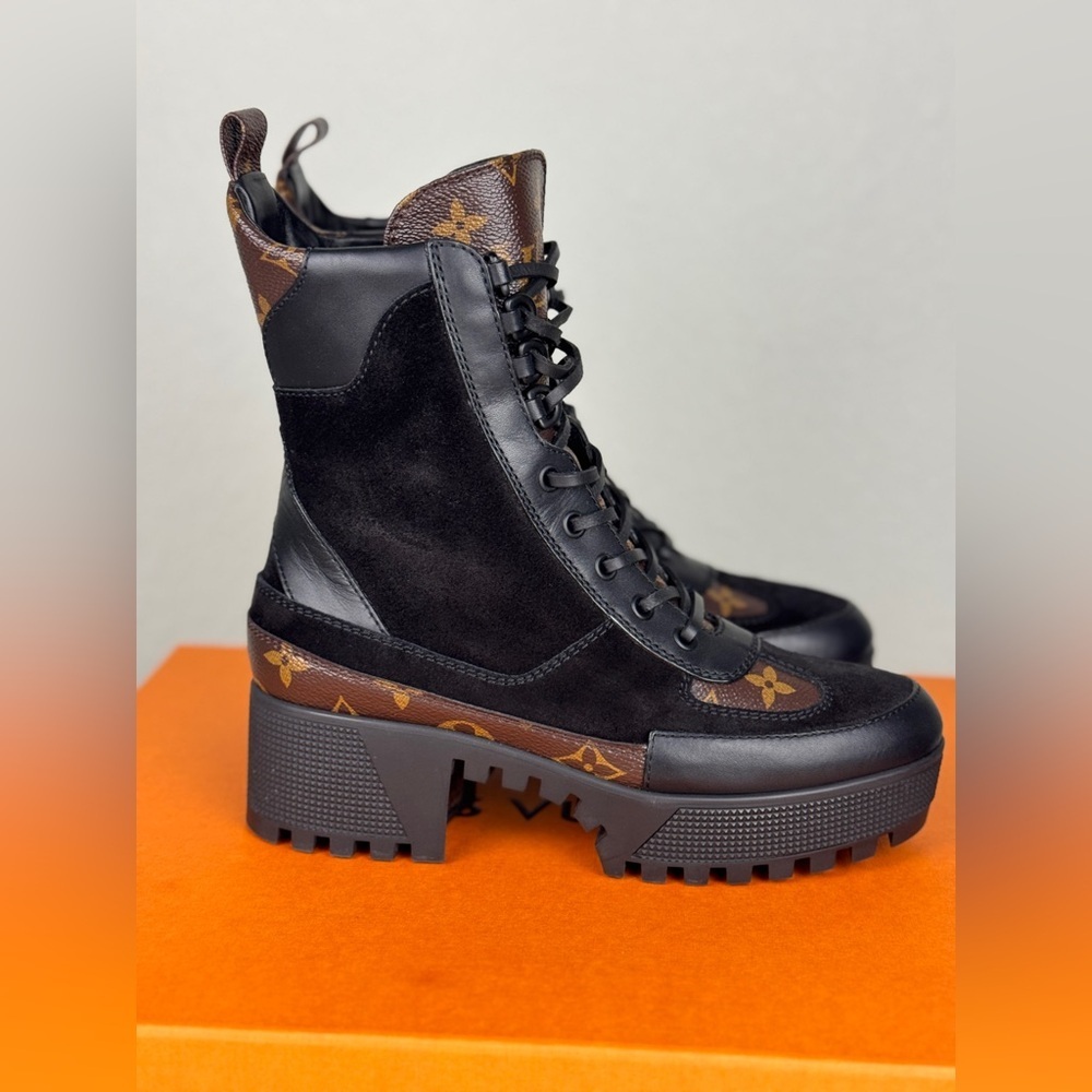 Louis Vuitton Laureate Black Monogram Platform Desert Boots (Size 36 ) - Picture 8 of 15